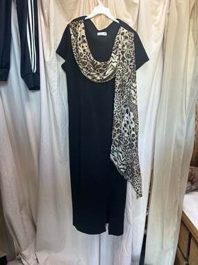 Womens miss dorby black maxi length dress